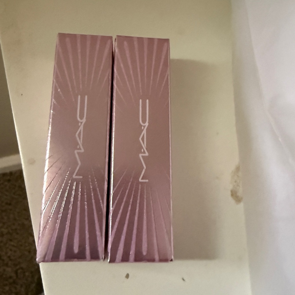 MAC Pink Lipstick Set